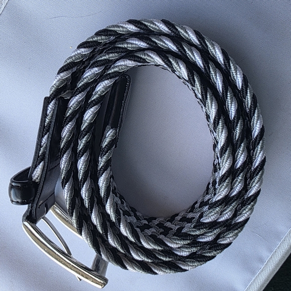 Stylish Black and Gray Woven Belt With 100% Leather Details Unisex 42" X 1.5" - Picture 2 of 11